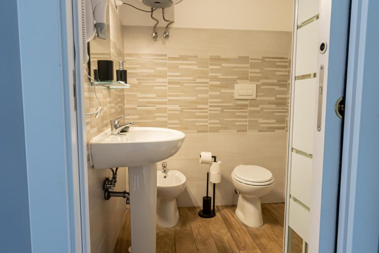 Trastevere Guestrooms Roma Ngoại thất bức ảnh